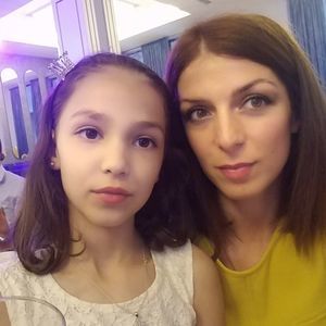 Meet your Posher, Natia